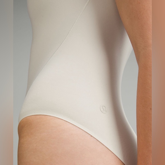 🍋 Lululemon Wundermost Ultra-Soft Nulu High-Neck Sleeveless Bodysuit, NWT - Picture 9 of 16